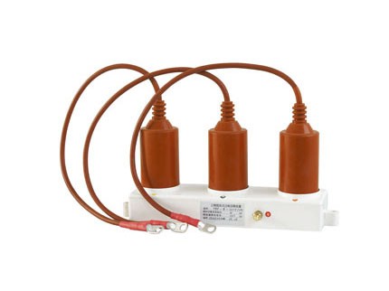 三相過(guò)電壓保護器（10KV）